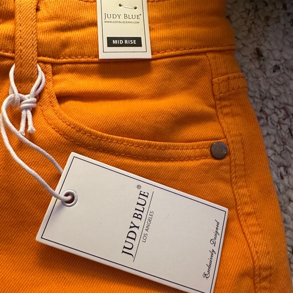 Judy Blue Bright Orange shorts - Picture 3 of 4